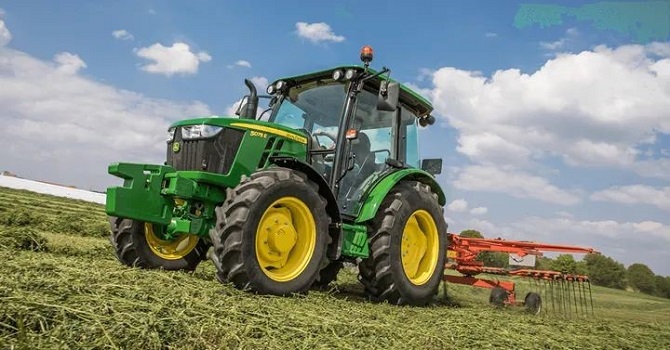 La robustesse que vous êtes en droit d’attendre d’un Tracteur JOHN DEERE!